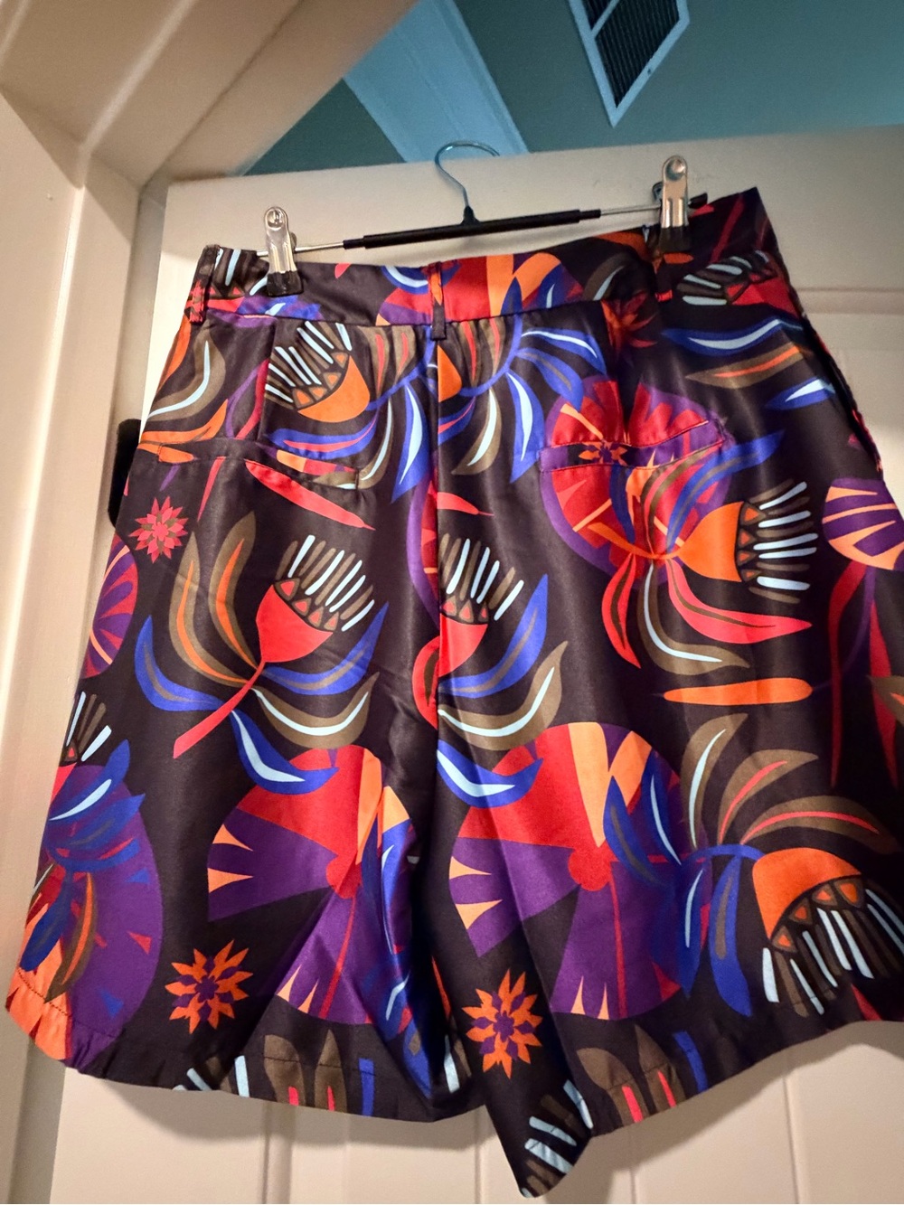 Black Multi Floral A-LineShorts - Picture 6 of 9